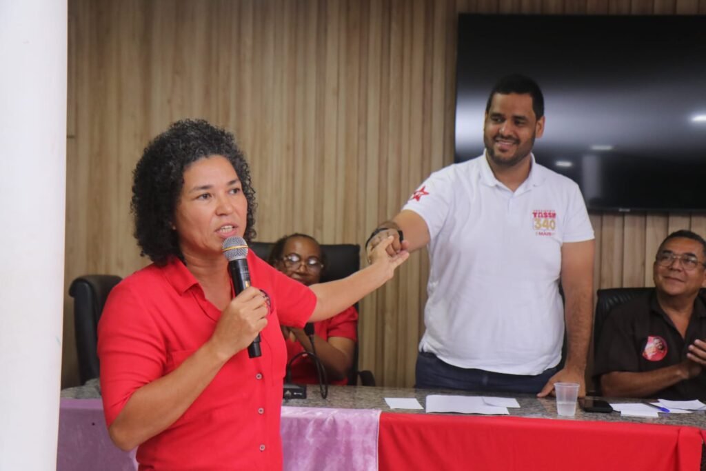 Tassio-Brito-em-Amelia-Rodrigues-Foto-Rafael-Santos-2-1024x683 Política Depois de consolidar apoio da ampla maioria das correntes internas do PT, Tássio Brito reúne militância em Amélia Rodrigues