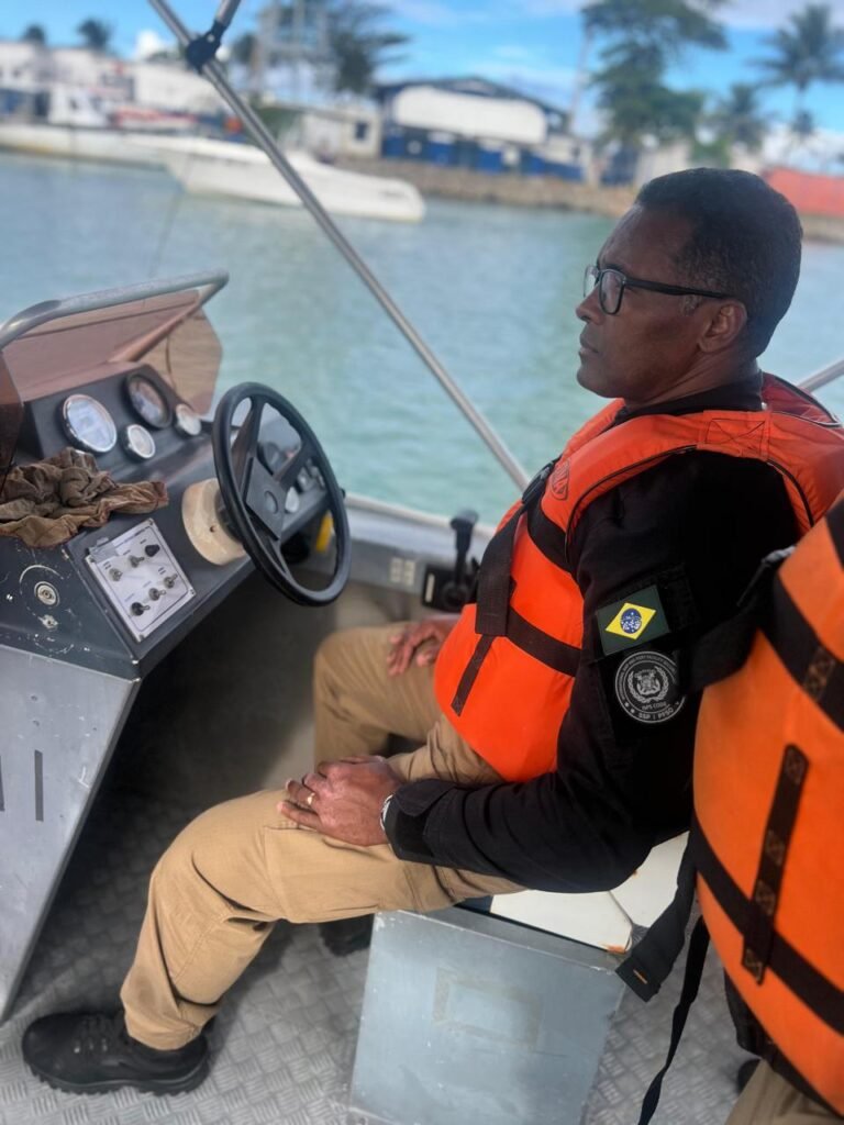 1000352560-768x1024 Segurança  Capacitação fortalece papel estratégico da Guarda Portuária baiana 